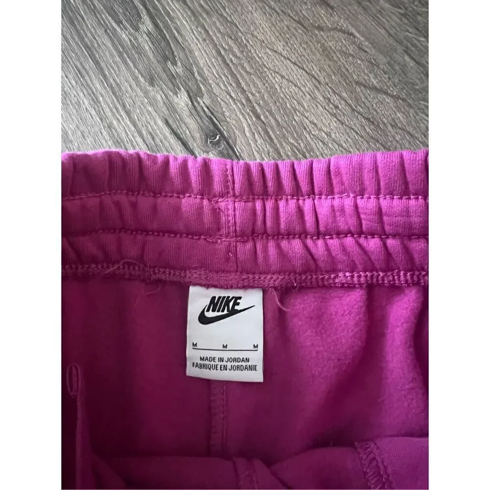 Nike All Kids Fit Sportswear Club Fleece Joggers size Medium